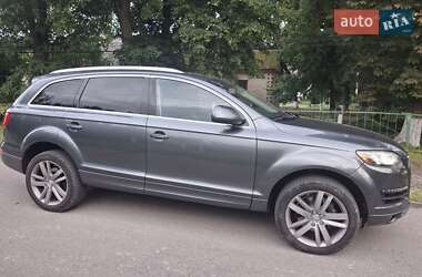 Внедорожник / Кроссовер Audi Q7 2013 в 