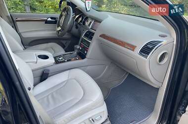 Внедорожник / Кроссовер Audi Q7 2013 в 