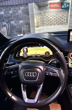 Внедорожник / Кроссовер Audi Q7 2017 в 