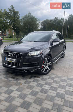 Внедорожник / Кроссовер Audi Q7 2014 в 