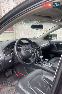 Внедорожник / Кроссовер Audi Q7 2014 в 