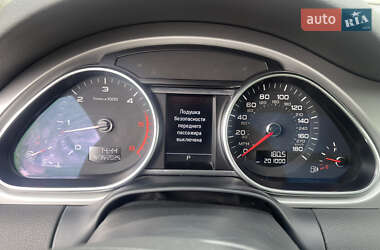 Внедорожник / Кроссовер Audi Q7 2014 в 
