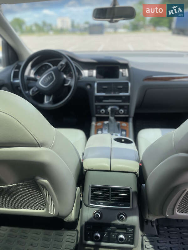 Позашляховик / Кросовер Audi Q7 2014 в Кропивницькому