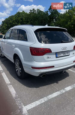 Внедорожник / Кроссовер Audi Q7 2014 в 