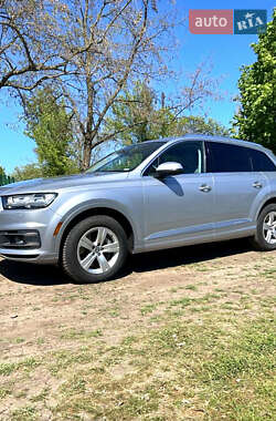 Audi Q7 2017