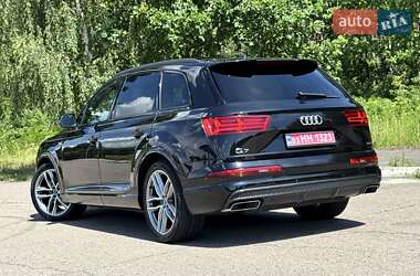 Внедорожник / Кроссовер Audi Q7 2019 в 