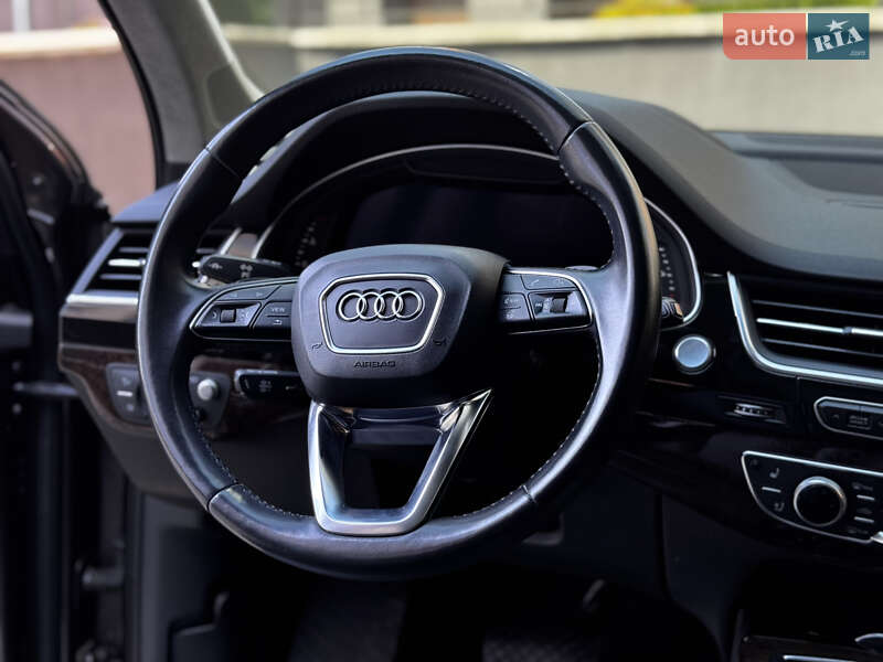 Позашляховик / Кросовер Audi Q7 2018 в Івано-Франківську