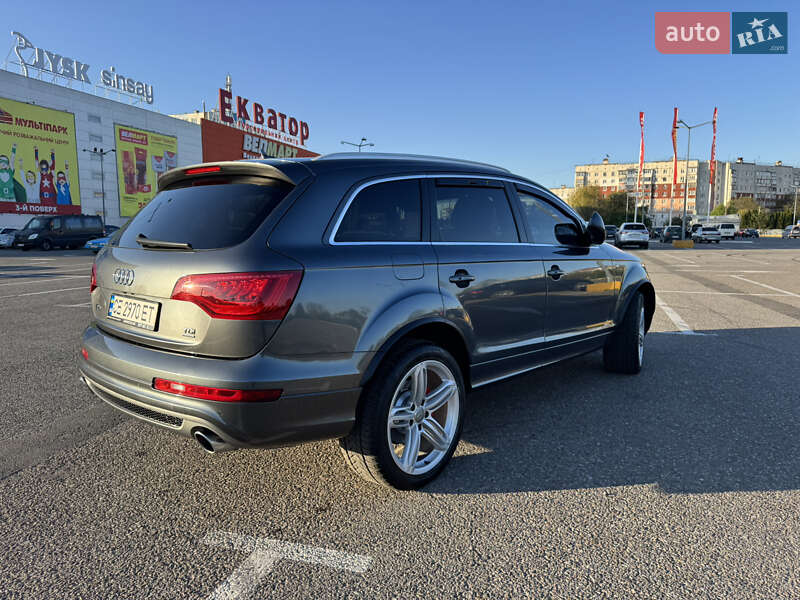 Внедорожник / Кроссовер Audi Q7 2010 в Черновцах