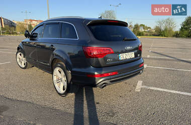 Позашляховик / Кросовер Audi Q7 2010 в 