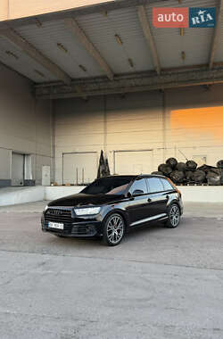 Audi Q7 2016