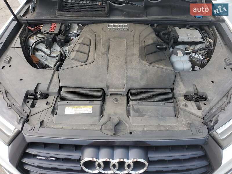 Внедорожник / Кроссовер Audi Q7 2018 в Харькове