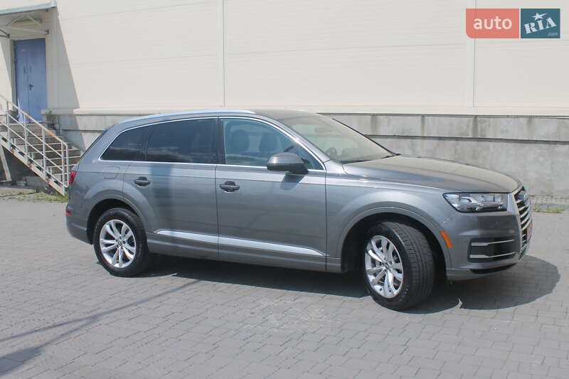 Внедорожник / Кроссовер Audi Q7 2017 в Львове