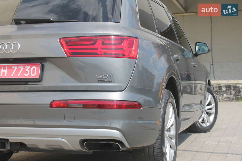 Внедорожник / Кроссовер Audi Q7 2017 в Львове