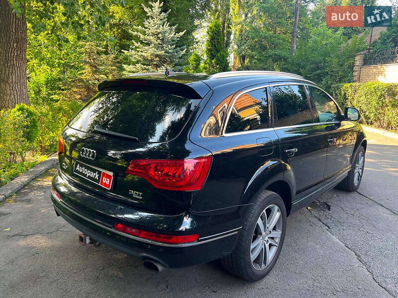 Внедорожник / Кроссовер Audi Q7 2015 в Киеве