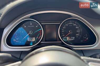 Внедорожник / Кроссовер Audi Q7 2011 в 