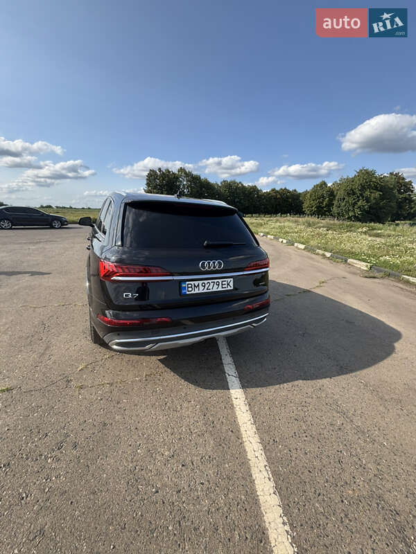 Внедорожник / Кроссовер Audi Q7 2019 в Сумах