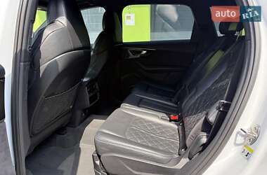 Внедорожник / Кроссовер Audi Q7 2020 в 
