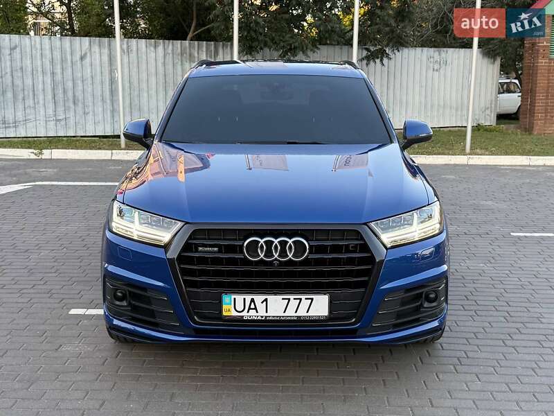 Внедорожник / Кроссовер Audi Q7 2016 в Харькове