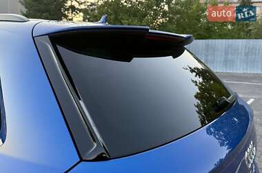 Внедорожник / Кроссовер Audi Q7 2016 в 