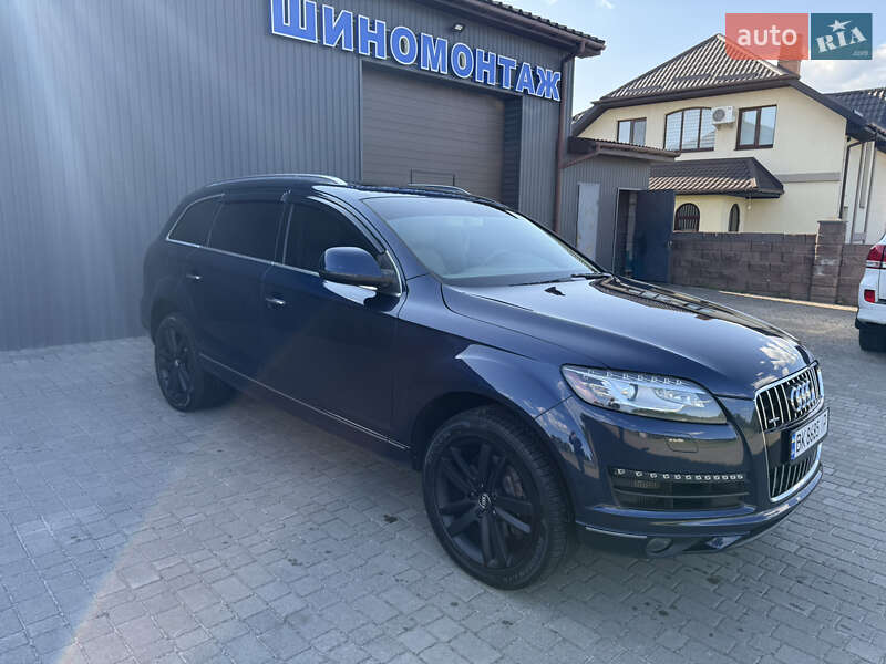 Audi Q7 2012