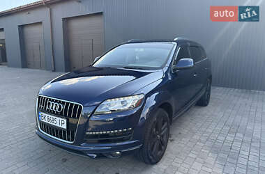 Внедорожник / Кроссовер Audi Q7 2012 в 
