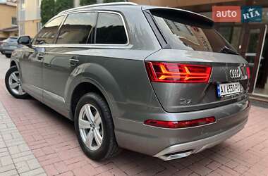 Внедорожник / Кроссовер Audi Q7 2016 в 