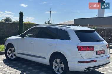 Внедорожник / Кроссовер Audi Q7 2018 в 
