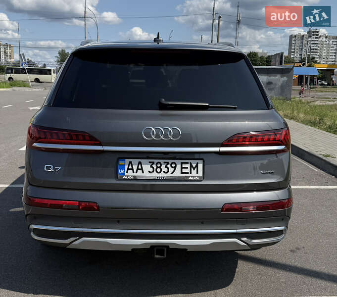 Внедорожник / Кроссовер Audi Q7 2019 в Киеве фото 4 Внедорожник / Кроссовер Audi Q7 2019 в Киеве