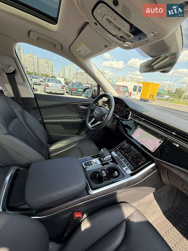 Внедорожник / Кроссовер Audi Q7 2019 в Киеве фото 25 Внедорожник / Кроссовер Audi Q7 2019 в Киеве