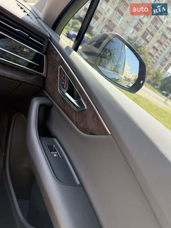 Внедорожник / Кроссовер Audi Q7 2019 в Киеве фото 39 Внедорожник / Кроссовер Audi Q7 2019 в Киеве