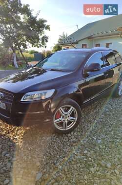Внедорожник / Кроссовер Audi Q7 2009 в 
