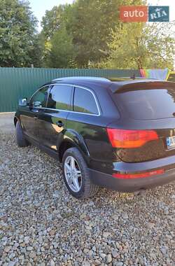 Внедорожник / Кроссовер Audi Q7 2009 в 
