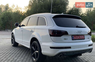 Внедорожник / Кроссовер Audi Q7 2011 в 