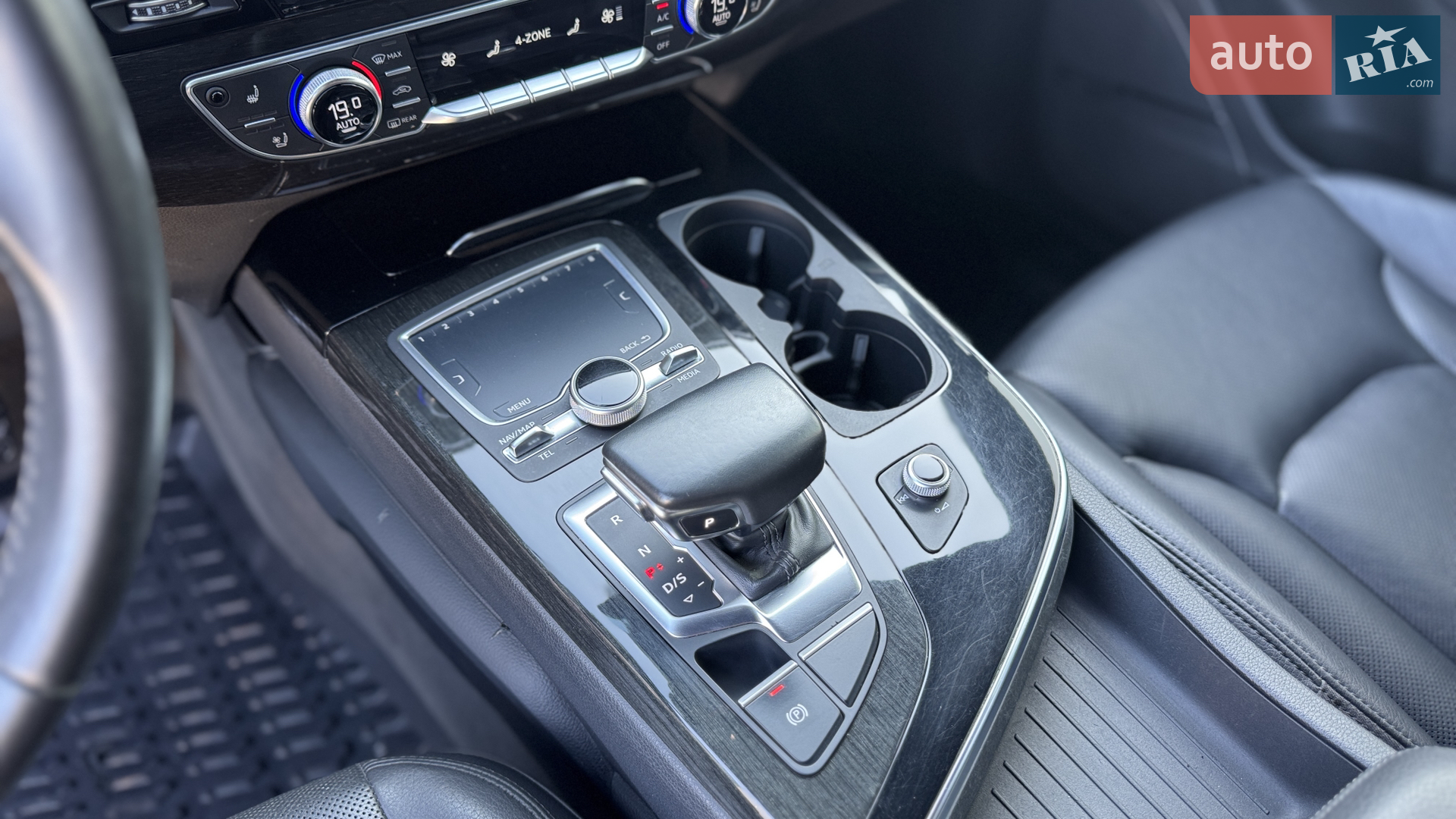 2017 Audi Q7 - мініатюра 21