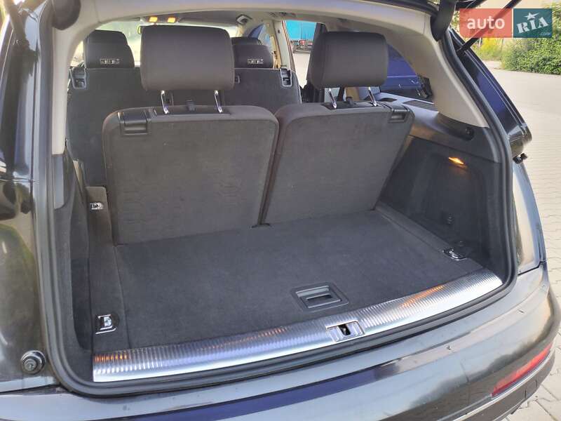 Внедорожник / Кроссовер Audi Q7 2012 в Хмельницком