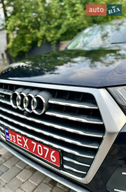 Внедорожник / Кроссовер Audi Q7 2018 в 