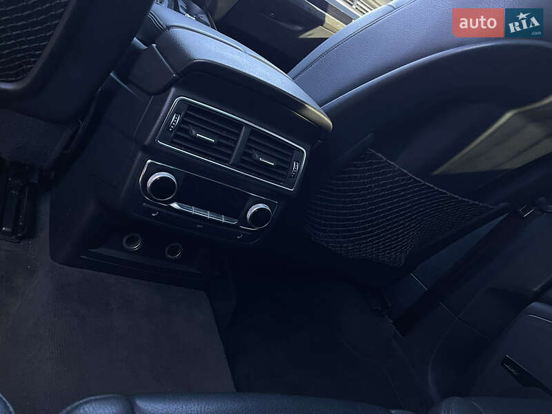 Позашляховик / Кросовер Audi Q7 2018 в Рівному