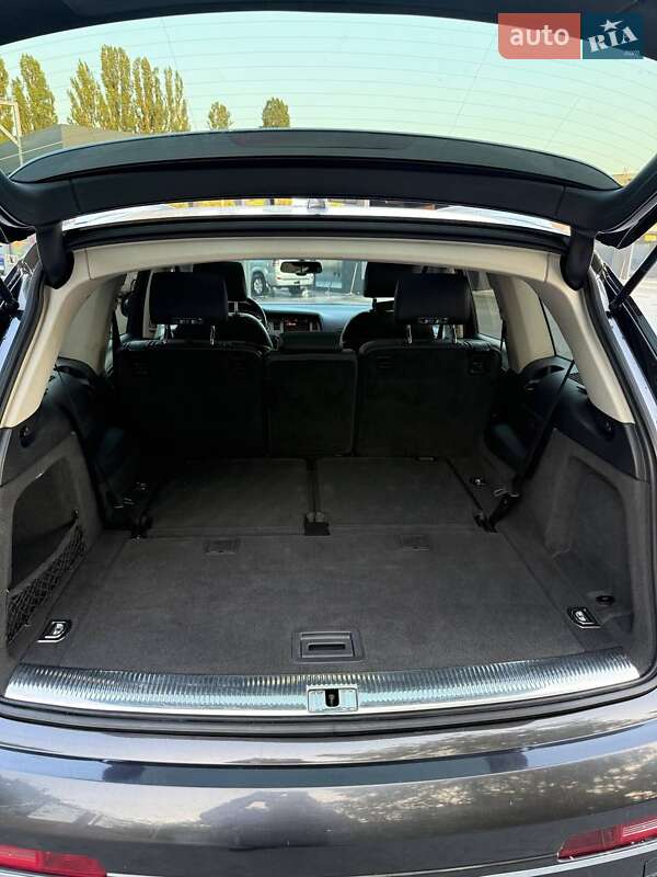 Позашляховик / Кросовер Audi Q7 2011 в Вінниці
