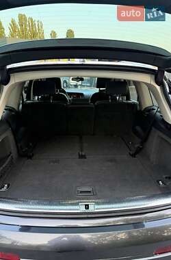 Внедорожник / Кроссовер Audi Q7 2011 в 