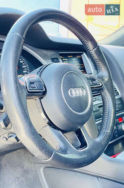 Внедорожник / Кроссовер Audi Q7 2014 в 
