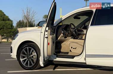 Внедорожник / Кроссовер Audi Q7 2019 в 