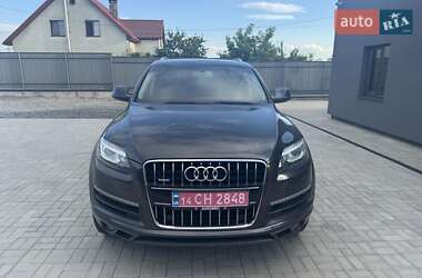 Внедорожник / Кроссовер Audi Q7 2013 в 