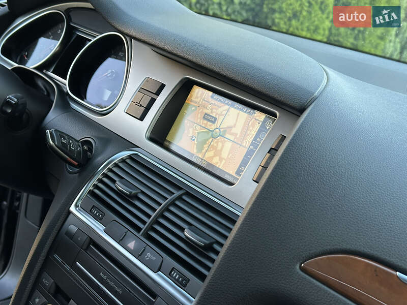 Внедорожник / Кроссовер Audi Q7 2011 в Одессе