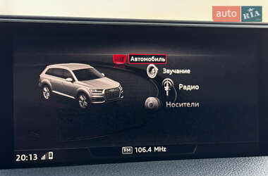 Внедорожник / Кроссовер Audi Q7 2017 в 