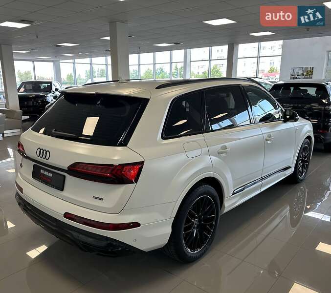 Внедорожник / Кроссовер Audi Q7 2023 в Киеве