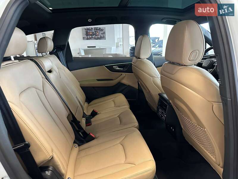 Внедорожник / Кроссовер Audi Q7 2023 в Киеве