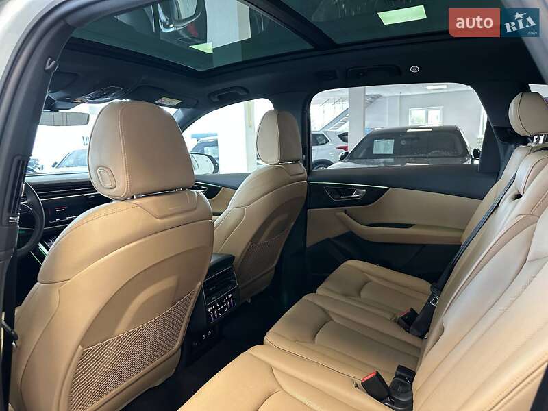 Внедорожник / Кроссовер Audi Q7 2023 в Киеве