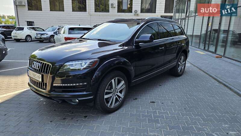 Внедорожник / Кроссовер Audi Q7 2011 в 