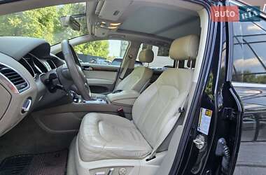 Внедорожник / Кроссовер Audi Q7 2011 в 