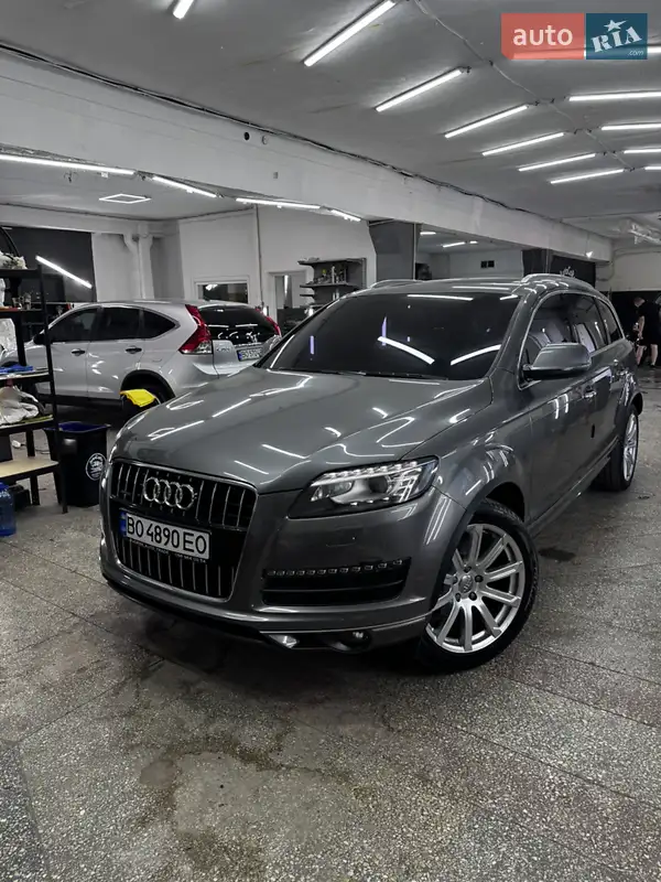 Audi Q7
